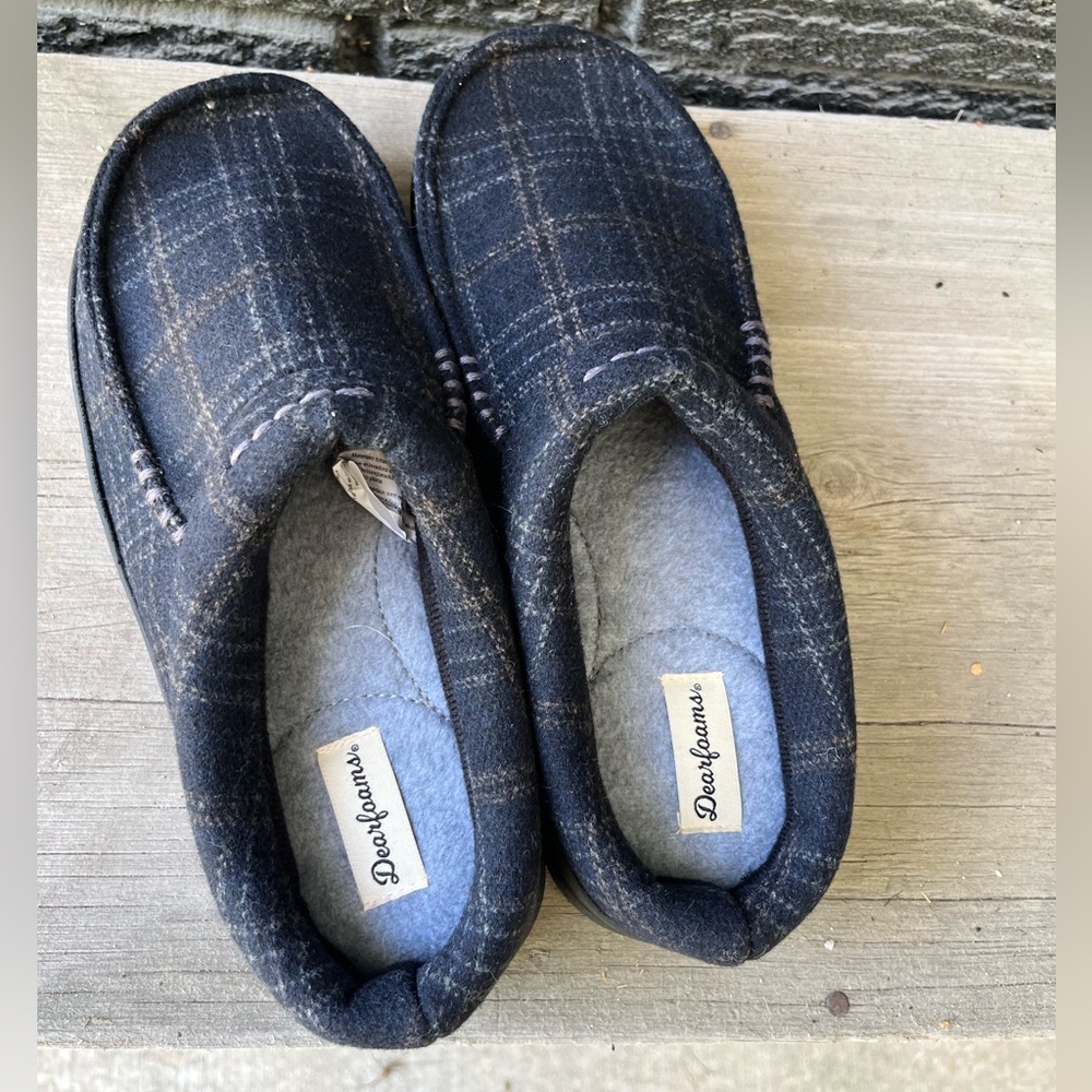 COZY PLAID NAVY BLUE DEARFORM SLIPPERS